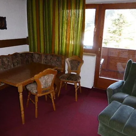 Ferienwohnung Schreieck Apartment Waengle